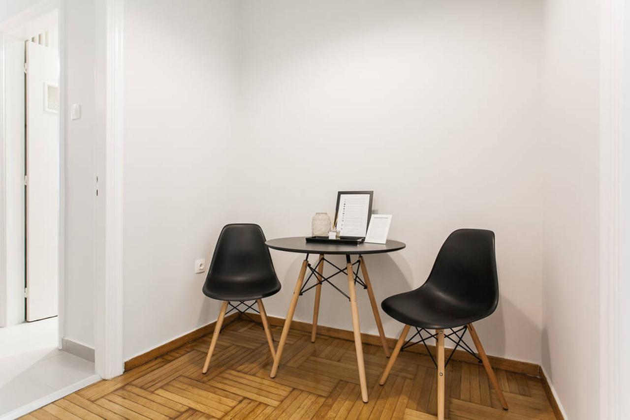 Chic And Cosy Flat In Plaka By Upstreet Apartment เอเธนส์ ภายนอก รูปภาพ